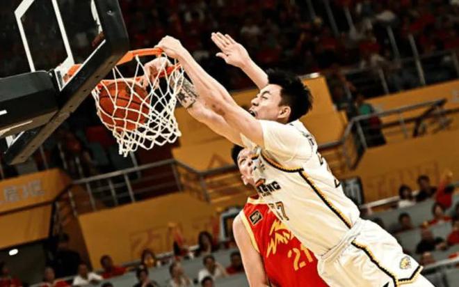 CBA季后赛半决赛G1：广厦109-90大胜辽宁，张镇麟赵继伟低迷成辽宁四大败笔