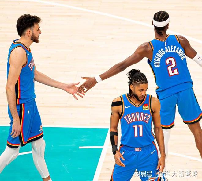 灰熊主场惜败雷霆，亚历山大关键表现助雷霆3-0领先系列赛