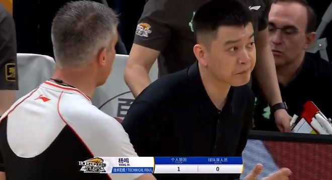 辽浙半决赛首战广厦大胜辽宁19分，内线篮板与三分低迷成辽宁输球关键