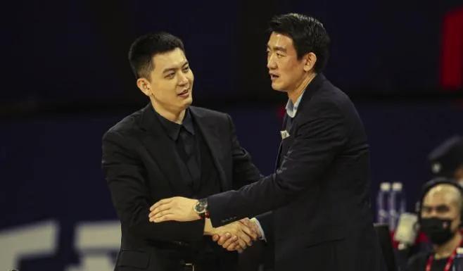 CBA季后赛G1战：辽宁男篮19分惨败广厦，系列赛悬念重燃