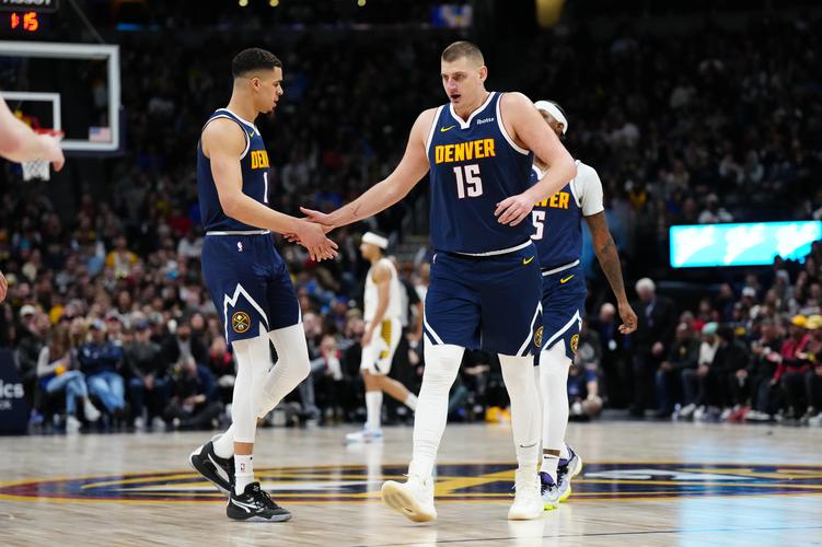 约基奇36+21+8统治比赛 掘金客场险胜快船 NBA季后赛G4精彩对决