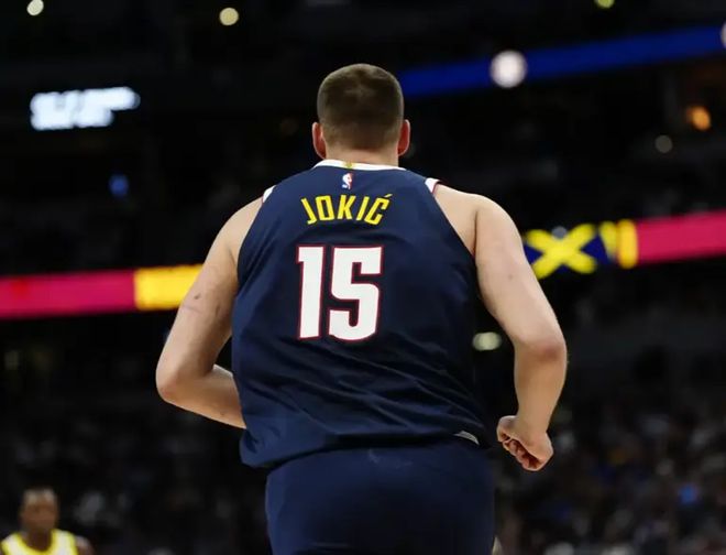 约基奇36+21+8统治比赛 掘金客场险胜快船 NBA季后赛G4精彩对决