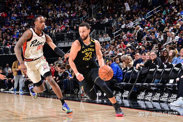 NBA季后赛西部首轮G3勇士104-93胜火箭 库里36+7+9带队逆转