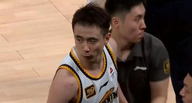 万万没想到！辽宁与广厦半决赛，辽宁遭19分惨败无缘开门红