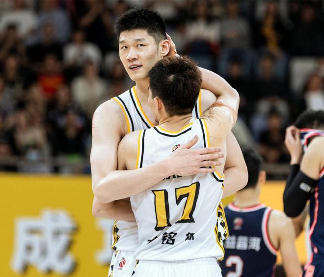 万万没想到！辽宁与广厦半决赛，辽宁遭19分惨败无缘开门红