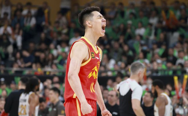 CBA 半决赛浙江广厦战辽宁男篮，朱俊龙表现出色打破质疑