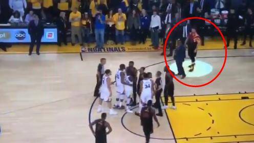 NBA 季后赛掘金胜快船 G4，小迈克尔 - 波特涉冲突，大概率不会被禁赛