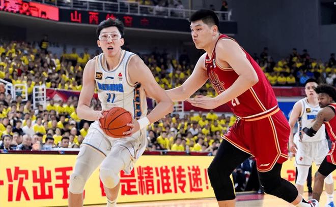 CBA 季后赛半决赛 G1：山西负北京，刘传兴拼尽全力赛后不适