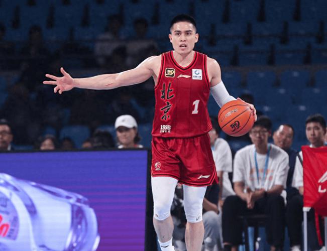 CBA 季后赛半决赛山西负北京 0-1 落后 陈盈骏成北京战术核心